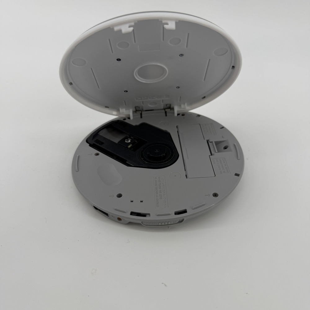 Sony Walkman D-NE326CK CD Player ATRAC3plus MP3 CD-R /RW Bundle - Free Ship - Picture 5 of 10
